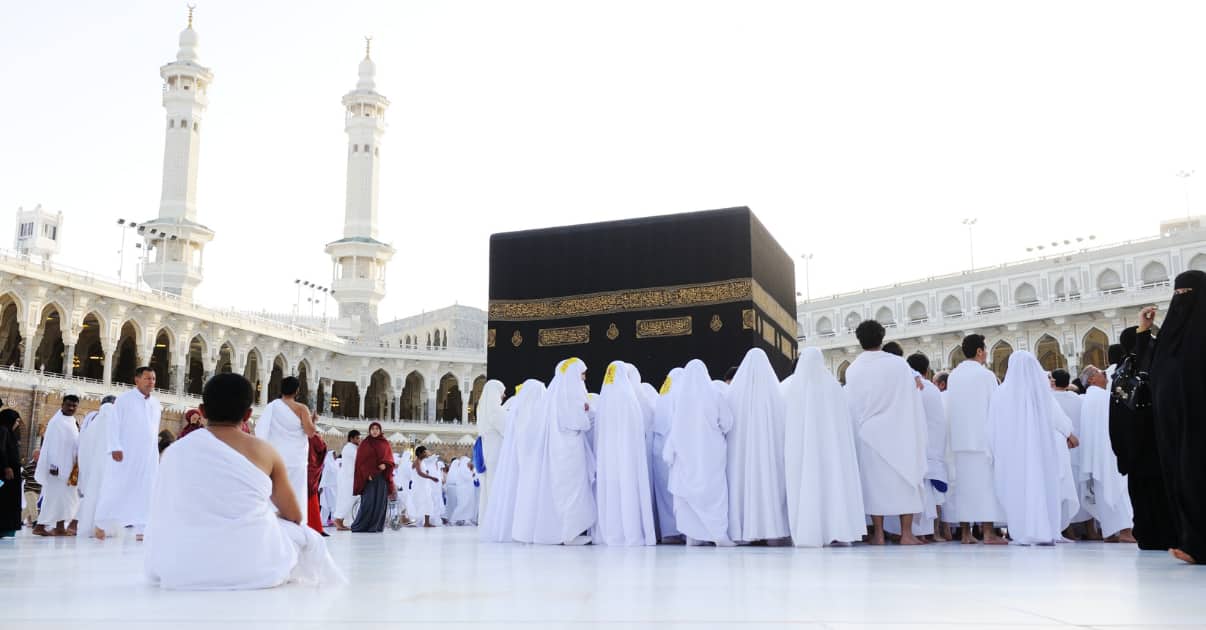What UK Muslims Should Know Before Flying for Umrah