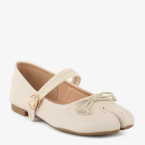 The Ultimate Guide to Buy Pumps for Girls